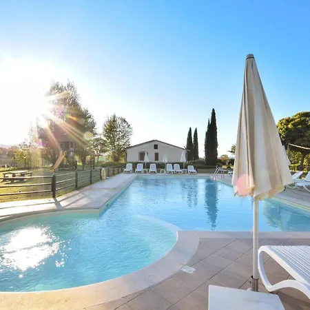 Awesome In With Swimming Pool Cannara