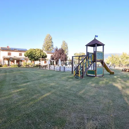 Awesome In With Swimming Pool Apartmán