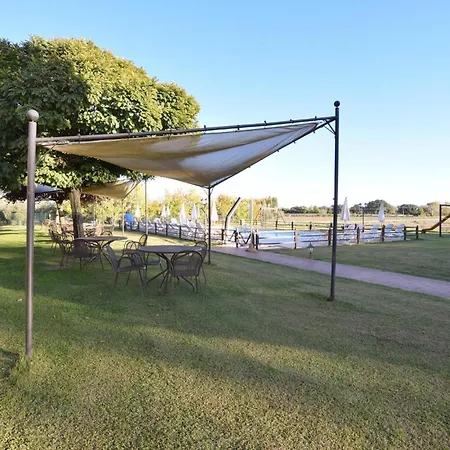 Awesome In With Swimming Pool *