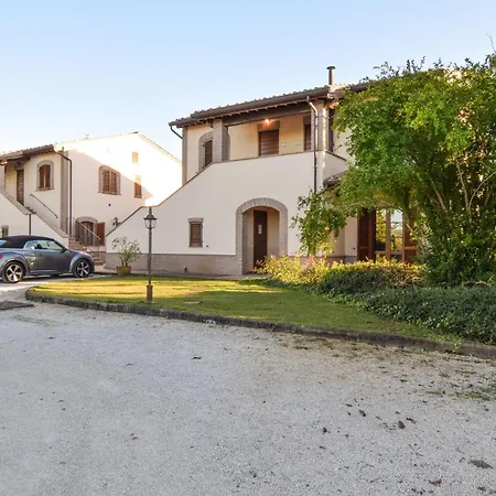 Apartamento Awesome In With Swimming Pool Cannara