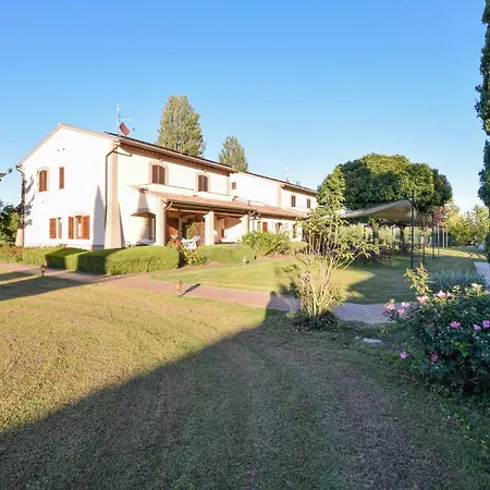 Awesome In With Swimming Pool Apartamento