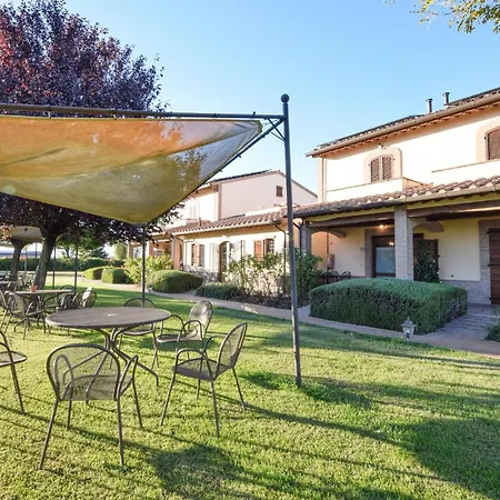 Awesome In With Swimming Pool Cannara