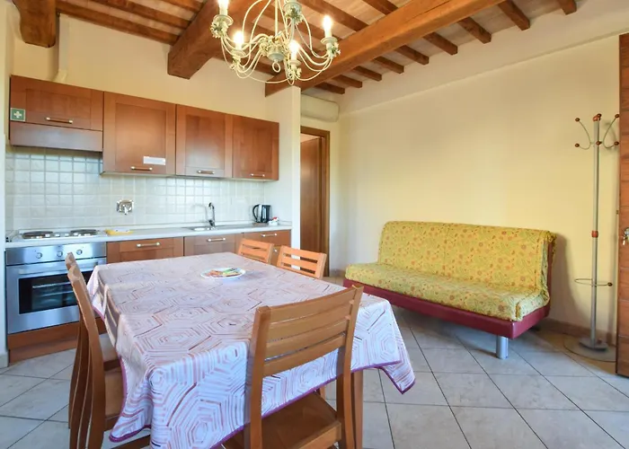 Apartmán Awesome In With Swimming Pool