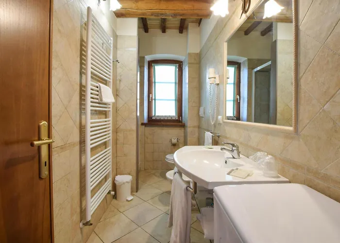 Awesome In With Swimming Pool * Cannara