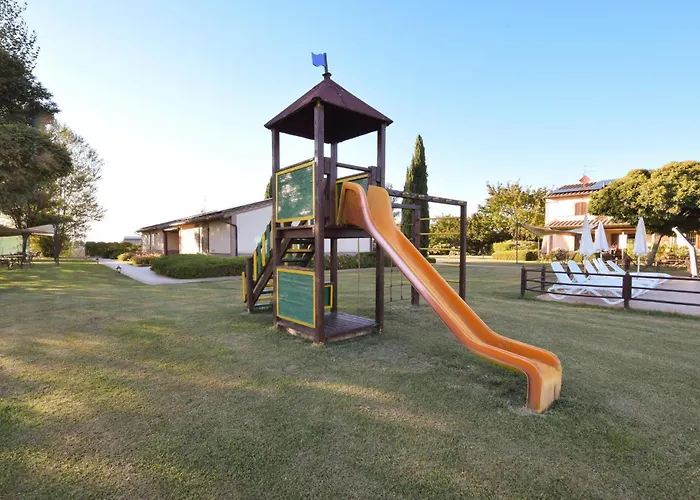 Awesome In With Swimming Pool * Cannara